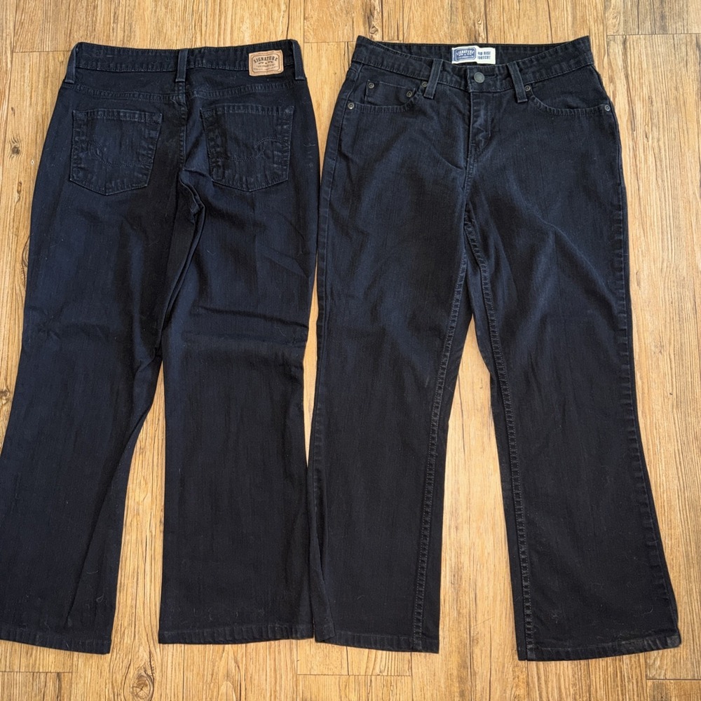 Lot Of 2Vintage Signature Levi Strauss Midrise Bootcut Womens Size 4 Short R